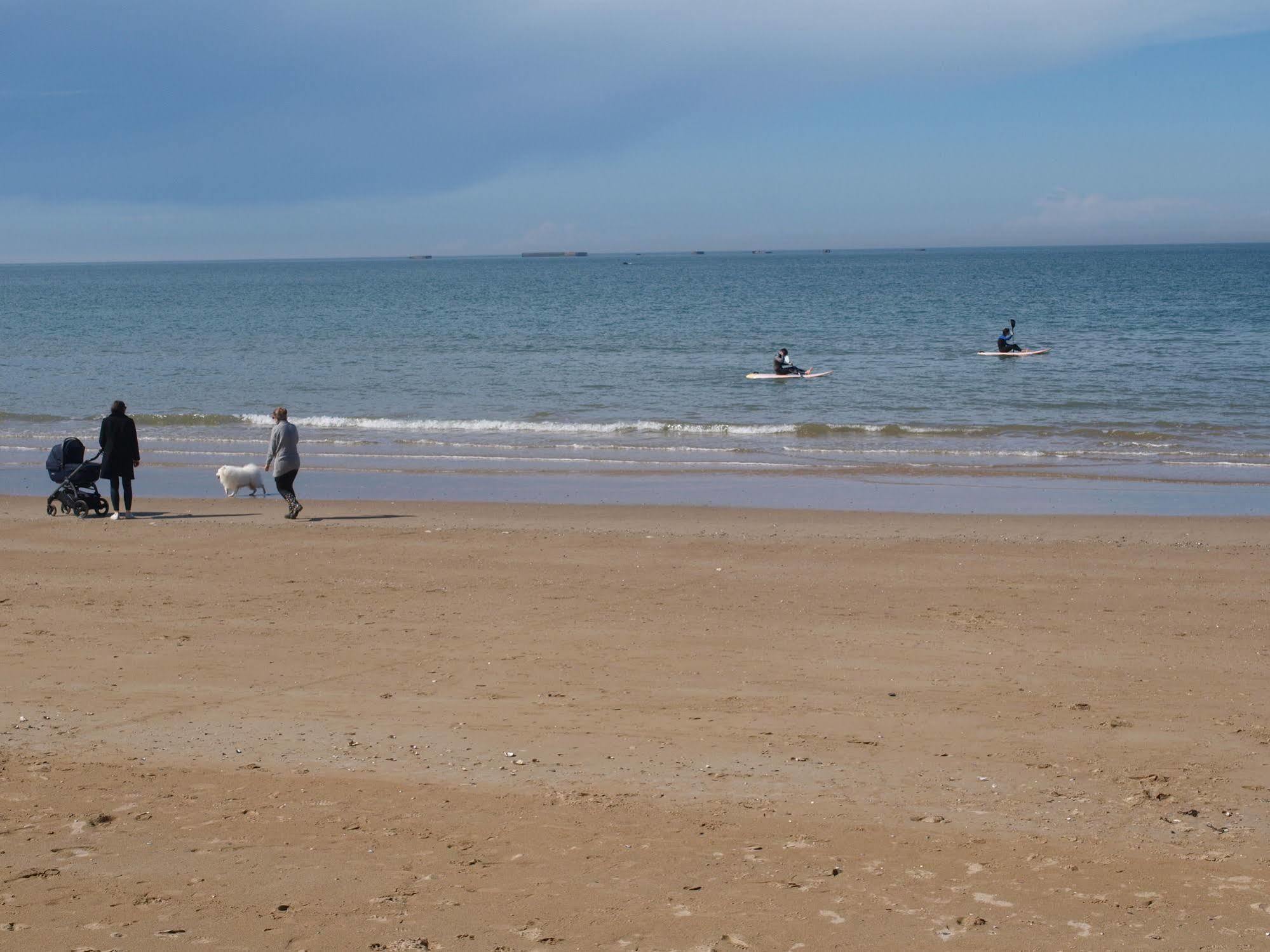 Gites En Normandie En Front De Mer A Asnelles , 3Km D'Arromanches, 10Km De Bayeux Εξωτερικό φωτογραφία