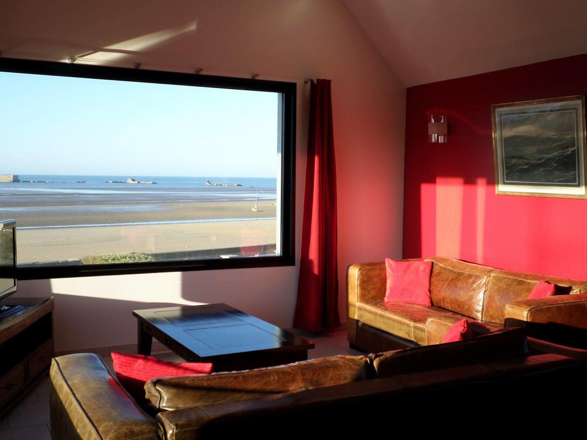 Gites En Normandie En Front De Mer A Asnelles , 3Km D'Arromanches, 10Km De Bayeux Εξωτερικό φωτογραφία